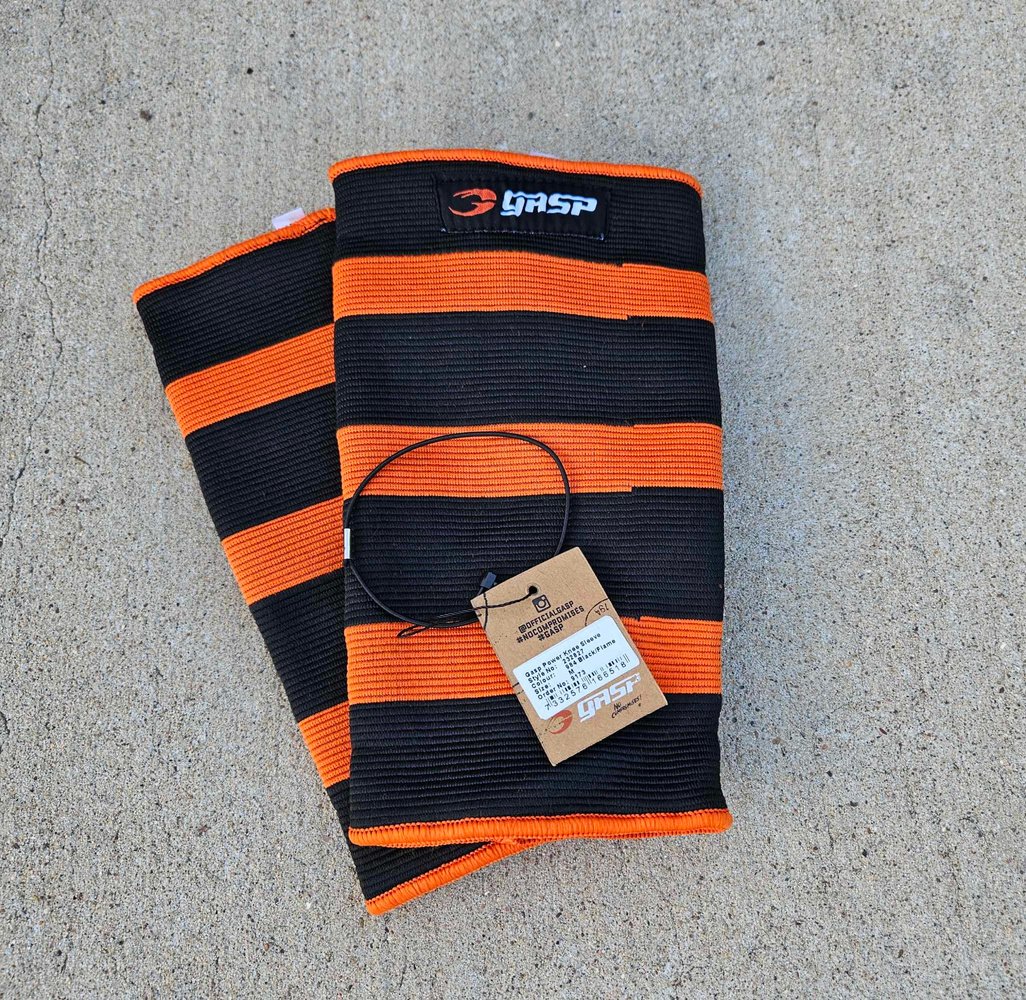 GASP POWER KNEE SLEEVE (Black/Flame)