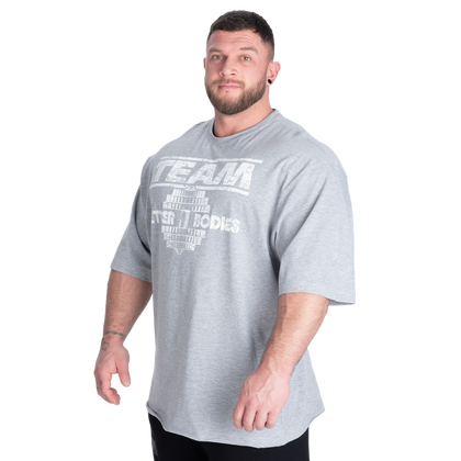BETTER BODIES Team Pump Cover Iron Tee (Light grey/White)