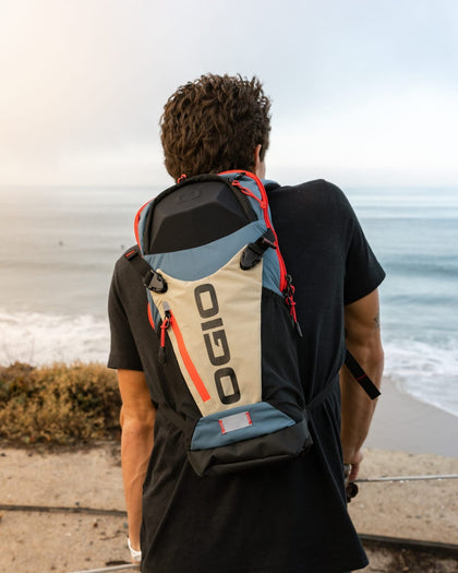 OGIO FITNESS 10L PACK  (Tan/Blue/Red) - ملحقات رياضية