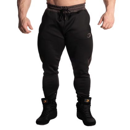 IRON JOGGERS (Black) - ملابس رياضية